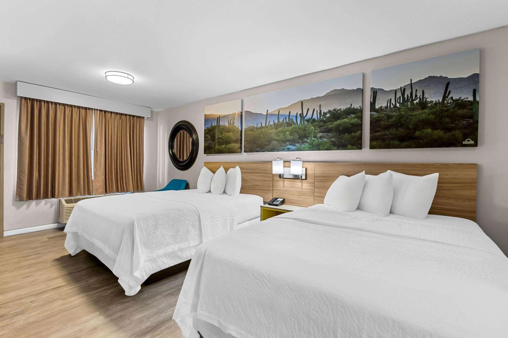 Days Inn By Wyndham Buckeye Exteriör bild